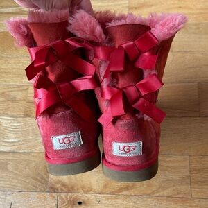 UGG Kids Bailey Bow Red Boots Youth Size 5